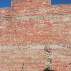 Reparación de pared medianera con onduline